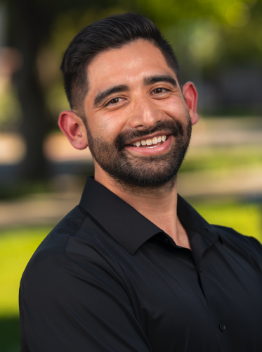 Headshot of Martin Tellez